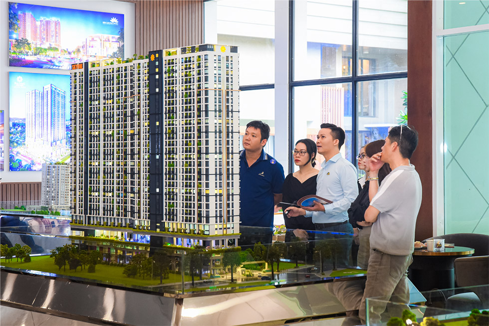 Hành trình phát triển với hệ tiêu chuẩn riêng biệt của Phú Đông Group - Ảnh 2 Hành trình phát triển với hệ tiêu chuẩn riêng biệt của Phú Đông Group - Ảnh 2