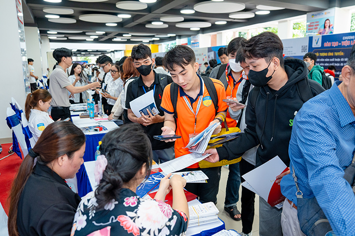Doanh nghiệp Nhật tìm kiếm ứng viên HUTECH - ảnh 3 Doanh nghiệp Nhật tìm kiếm ứng viên HUTECH - ảnh 3