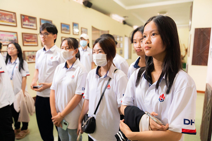 DHV đưa công nghệ thực tế ảo VR Center vào chương trình đào tạo - ảnh 4 DHV đưa công nghệ thực tế ảo VR Center vào chương trình đào tạo - ảnh 4