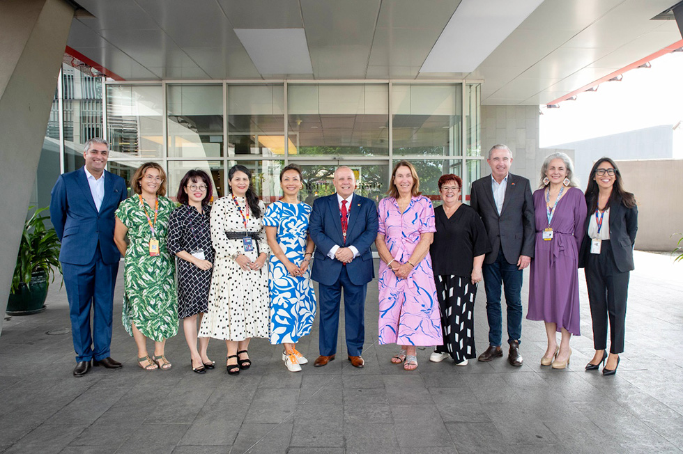 Chủ tịch Thượng viện Úc thăm Đại học RMIT Việt Nam - ảnh 2 Chủ tịch Thượng viện Úc thăm Đại học RMIT Việt Nam - ảnh 2