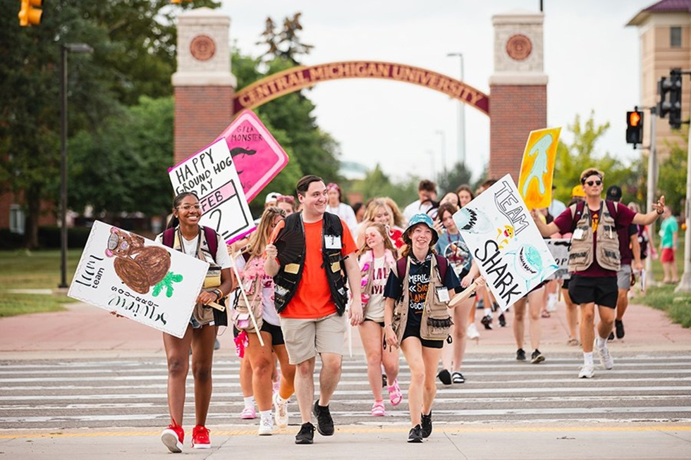 Săn ngay cơ hội học bổng tại triển lãm EducationUSA 2024 - ảnh 4 Săn ngay cơ hội học bổng tại triển lãm EducationUSA 2024 - ảnh 4