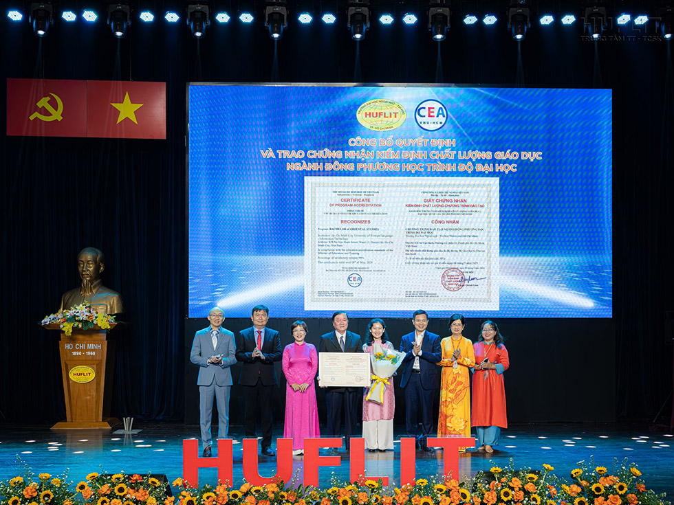 HUFLIT tiếp tục đạt chuẩn kiểm định chất lượng chương trình đào tạo - ảnh 2 HUFLIT tiếp tục đạt chuẩn kiểm định chất lượng chương trình đào tạo - ảnh 2