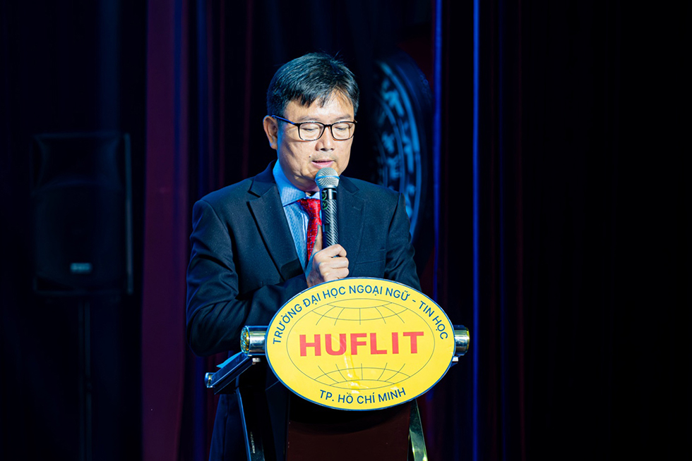 HUFLIT tiếp tục đạt chuẩn kiểm định chất lượng chương trình đào tạo - ảnh 5 HUFLIT tiếp tục đạt chuẩn kiểm định chất lượng chương trình đào tạo - ảnh 5