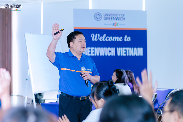Mở hội thảo về đào tạo THPT trong thời đại trí tuệ nhân tạo Mở hội thảo về đào tạo THPT trong thời đại trí tuệ nhân tạo