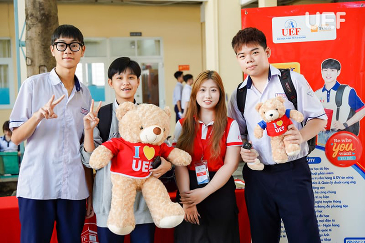Cơ hội nhận học bổng cho thí sinh đăng ký ngành luật tại UEF - ảnh 3 Cơ hội nhận học bổng cho thí sinh đăng ký ngành luật tại UEF - ảnh 3
