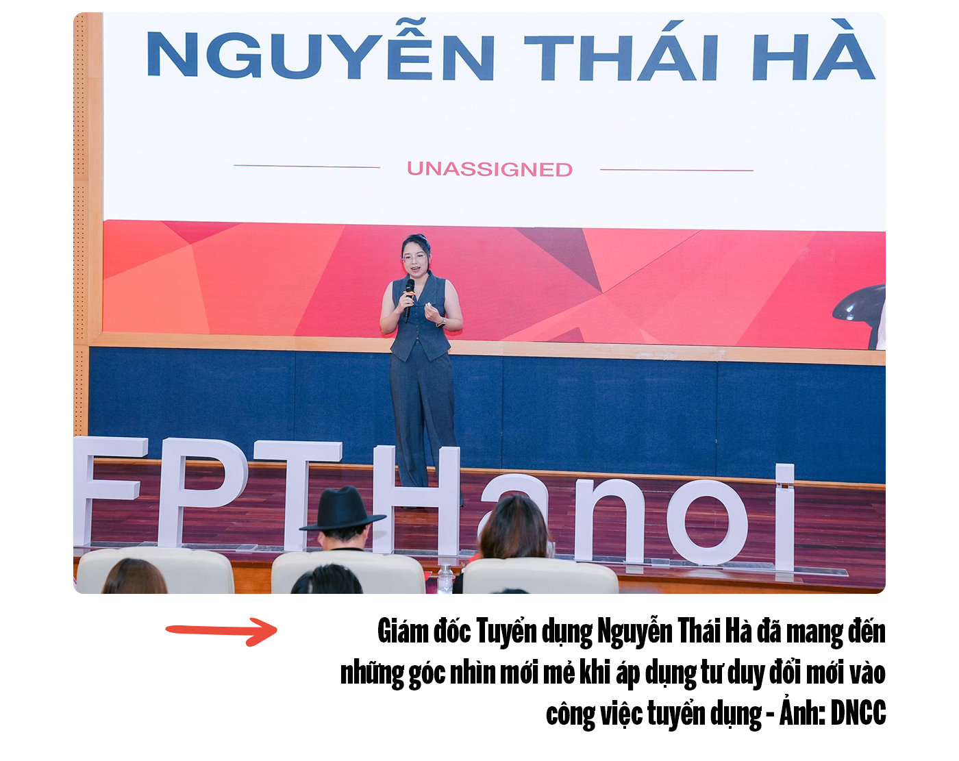 Học cách tỏa sáng bằng sự khác biệt từ người trong nghề tại TEDxBTEC FPT - Ảnh 8 Học cách tỏa sáng bằng sự khác biệt từ người trong nghề tại TEDxBTEC FPT - Ảnh 8