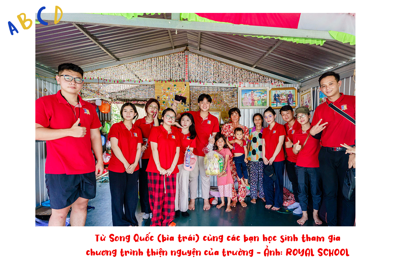 Học sinh Royal School tự tin dịch cabin của hội nghị quốc tế - Ảnh 7 Học sinh Royal School tự tin dịch cabin của hội nghị quốc tế - Ảnh 7